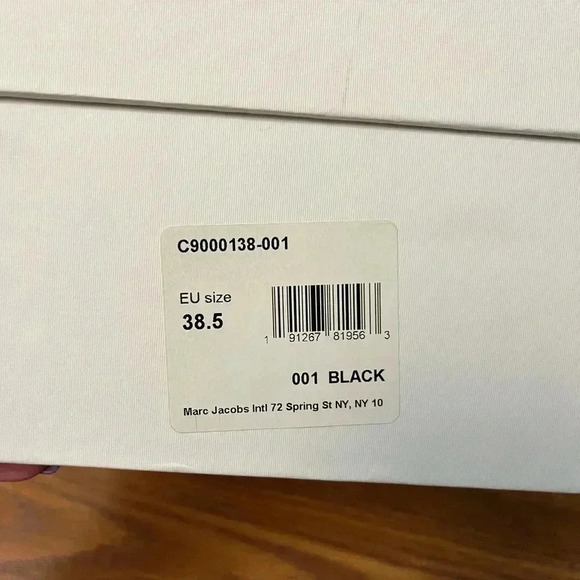 NIB Marc Jacobs Runway Mary Jane Heels Shoes Black Patent Leather 8 - Picture 9 of 9